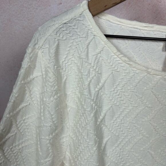 NWT CHICO'S textured bishop sleeve top size XL 3 cream minimalist neutrals shirt - Picture 2 of 5